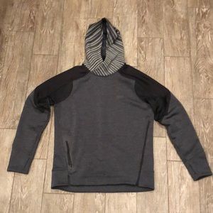 Oakley Performance Jacket. Size M. Barely Worn.